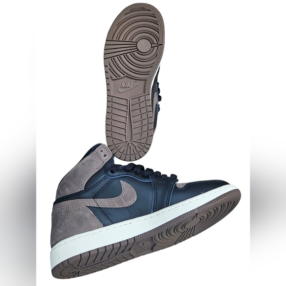 Air Jordan 1 Retro High OG Palomino FD1437-020 4.5Y **BRAND NEW** - Picture 2 of 9